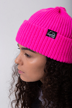 Шапка MountainMan вязаная (Розовый)