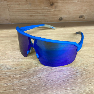Очки солнцезащитные Mumb N Blue Chrom 25403